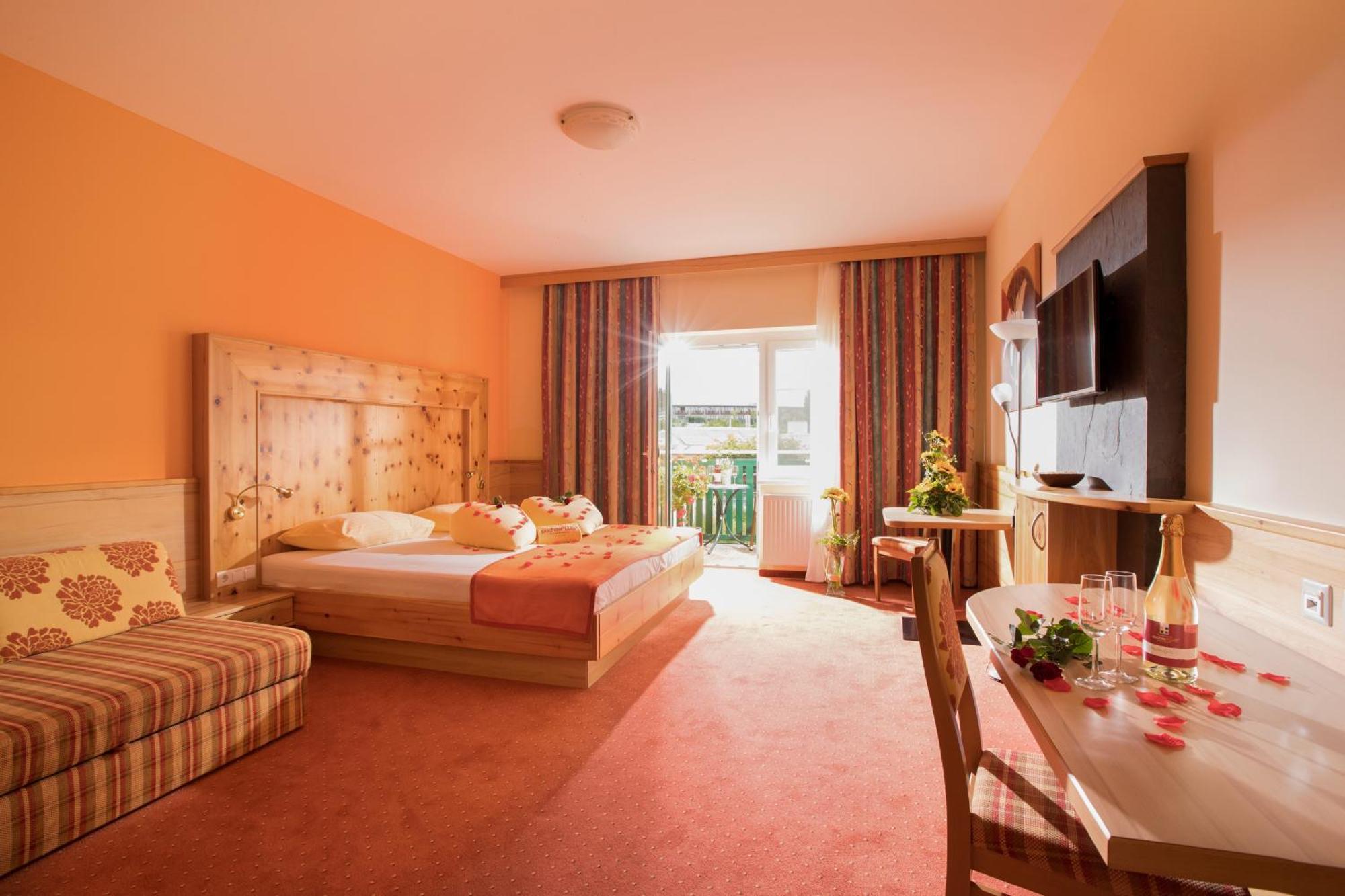 Thermenhotel Puchasplus Stegersbach Exteriör bild