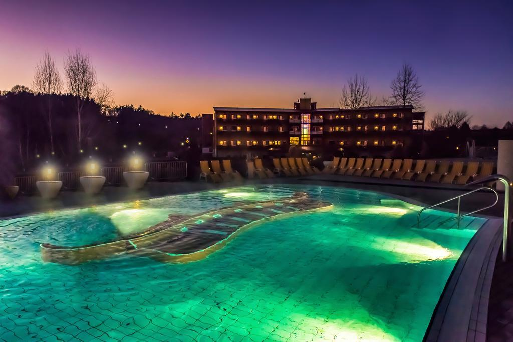 Thermenhotel Puchasplus Stegersbach Exteriör bild