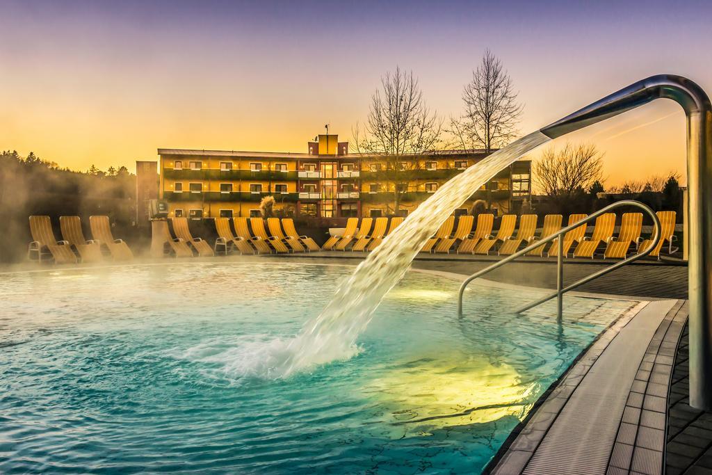 Thermenhotel Puchasplus Stegersbach Exteriör bild