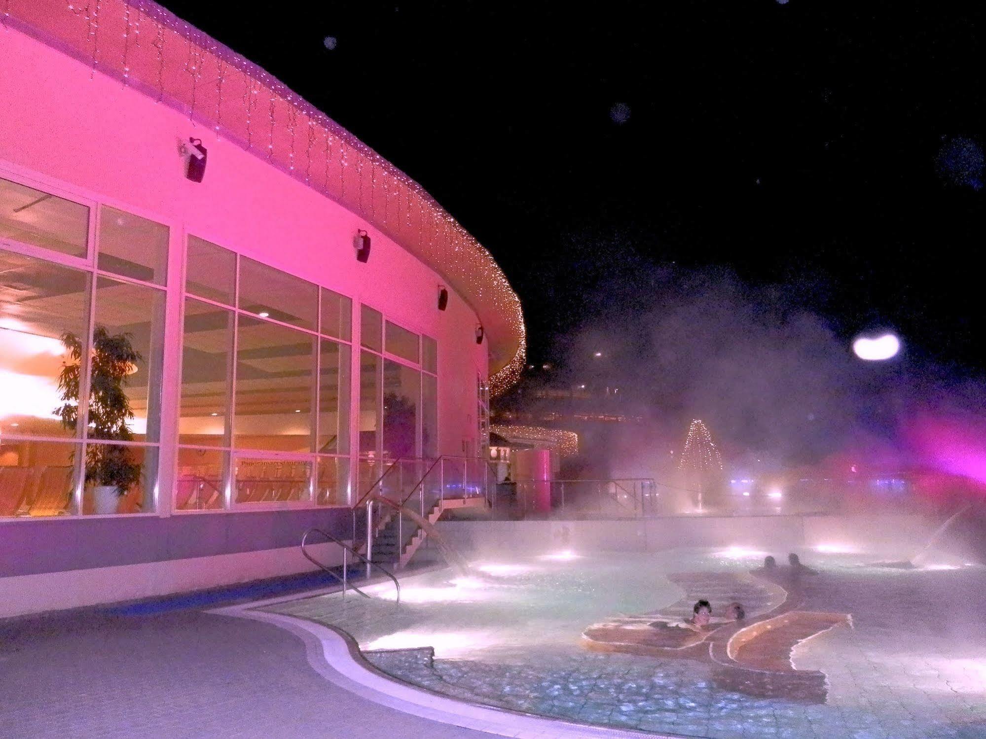 Thermenhotel Puchasplus Stegersbach Exteriör bild