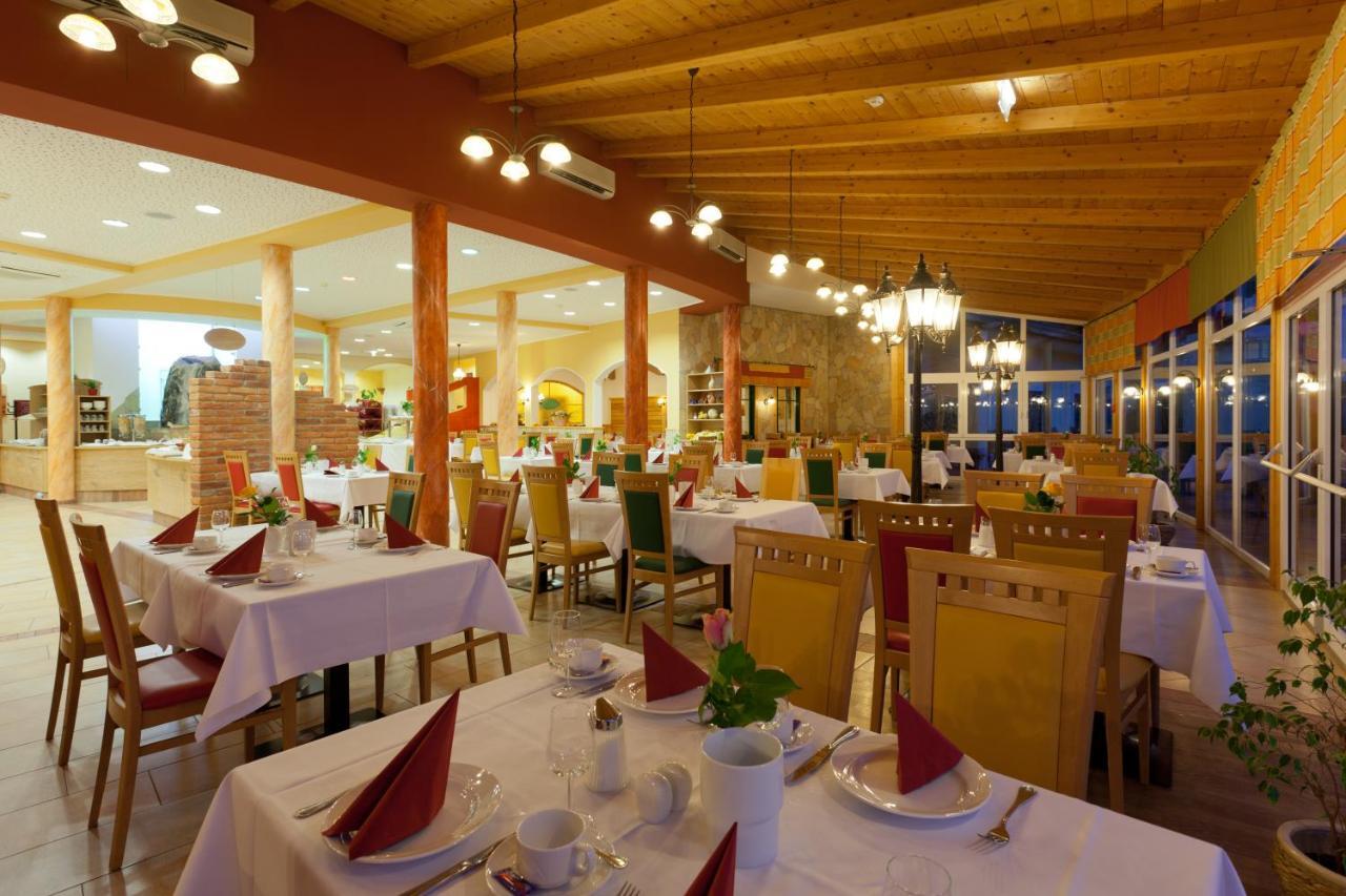 Thermenhotel Puchasplus Stegersbach Exteriör bild